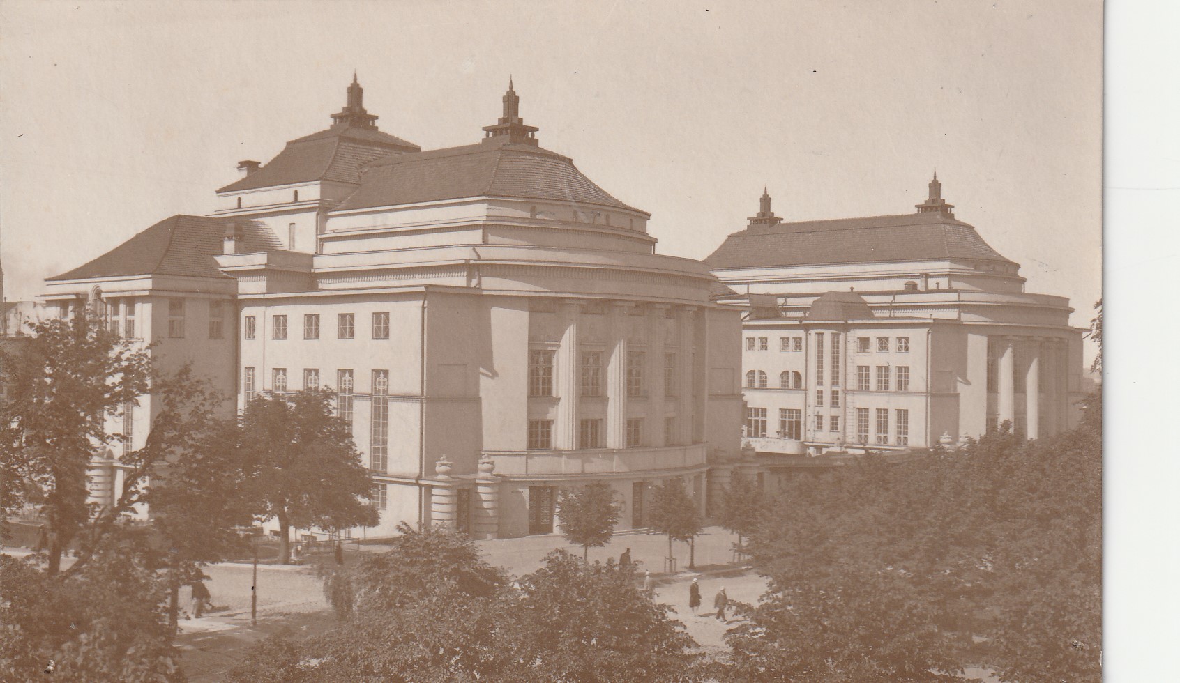 Estonia teater 100.a. tagasi. 2